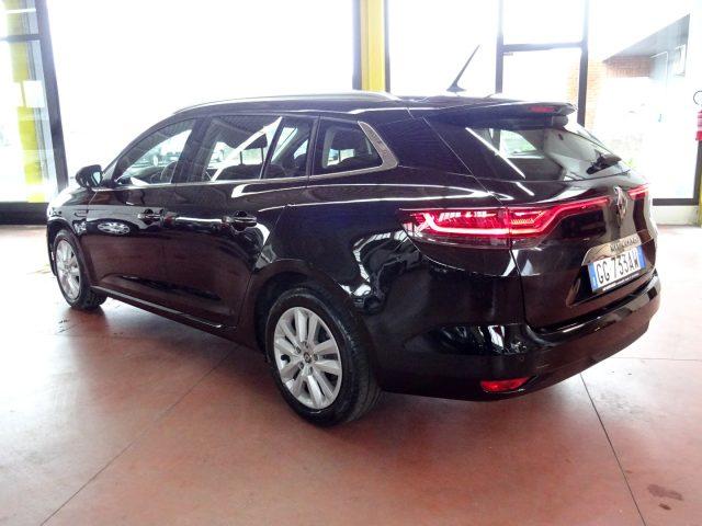 RENAULT Megane Mégane Sporter Blue dCi 115 CV N1 Autocarro