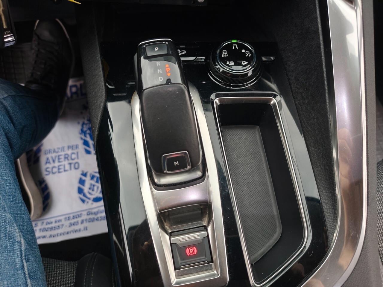 Peugeot 5008 1.5 BlueHDi 130cv 7 POSTI