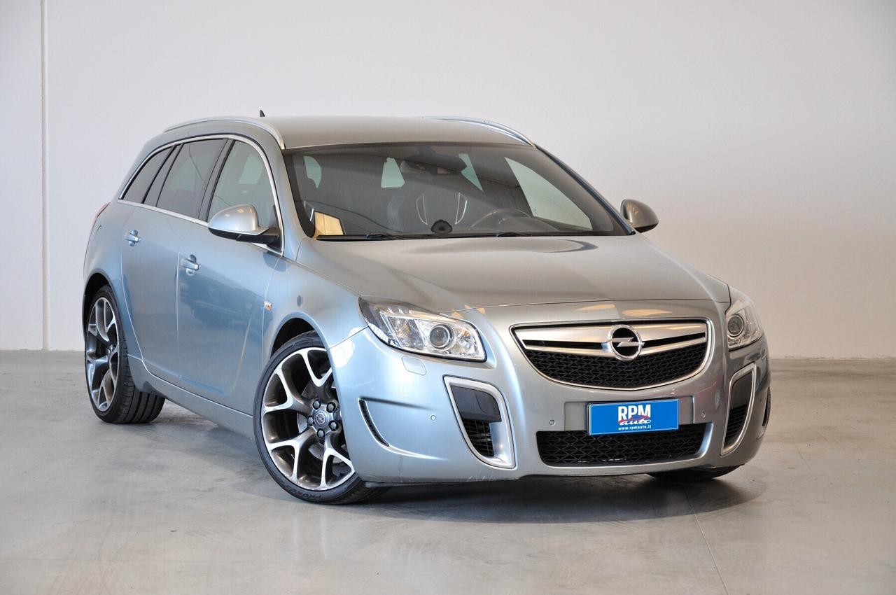 Opel Insignia 2.8 Turbo 4x4 325CV Sports Tourer OPC
