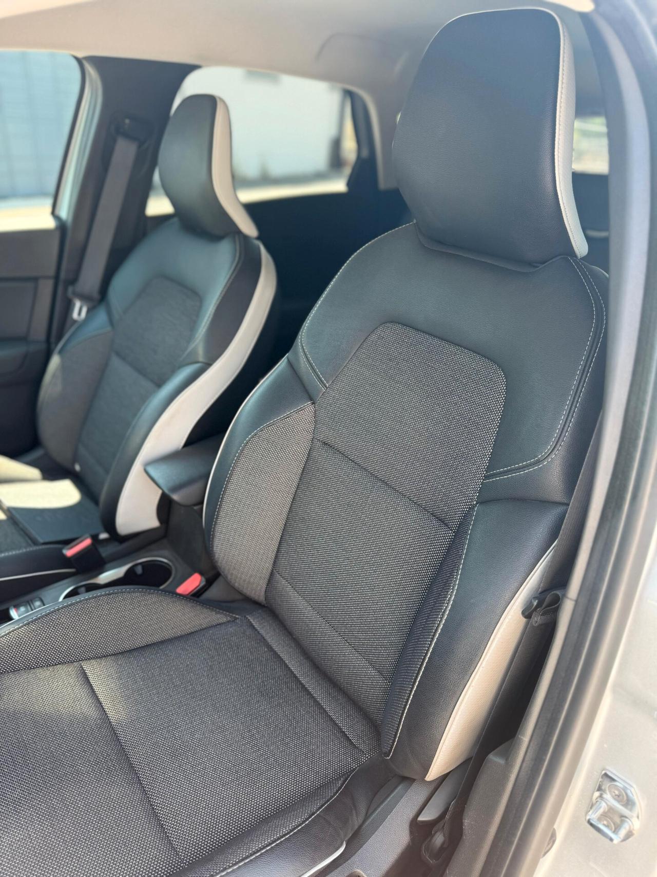 Renault Captur Full Hybrid E-Tech 145 CV Techno 2022 IVA ESPOSTA