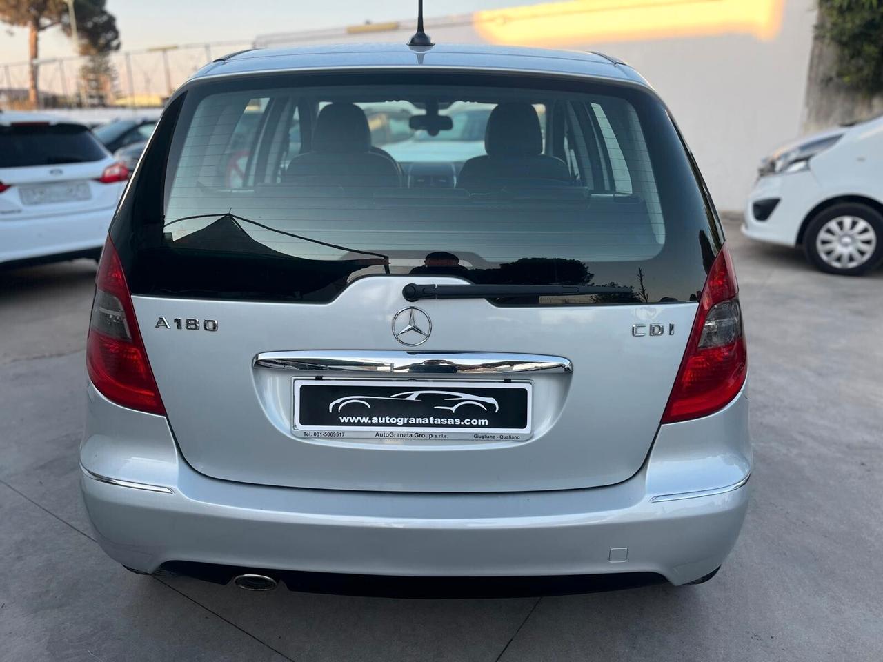 Mercedes-Benz A180 cDi automatic. Avantgarde 109cv