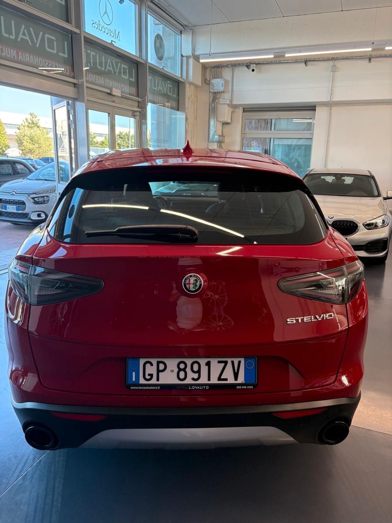 Alfa Romeo Stelvio 2.2 Turbodiesel 160 CV AT8 RWD Super Business