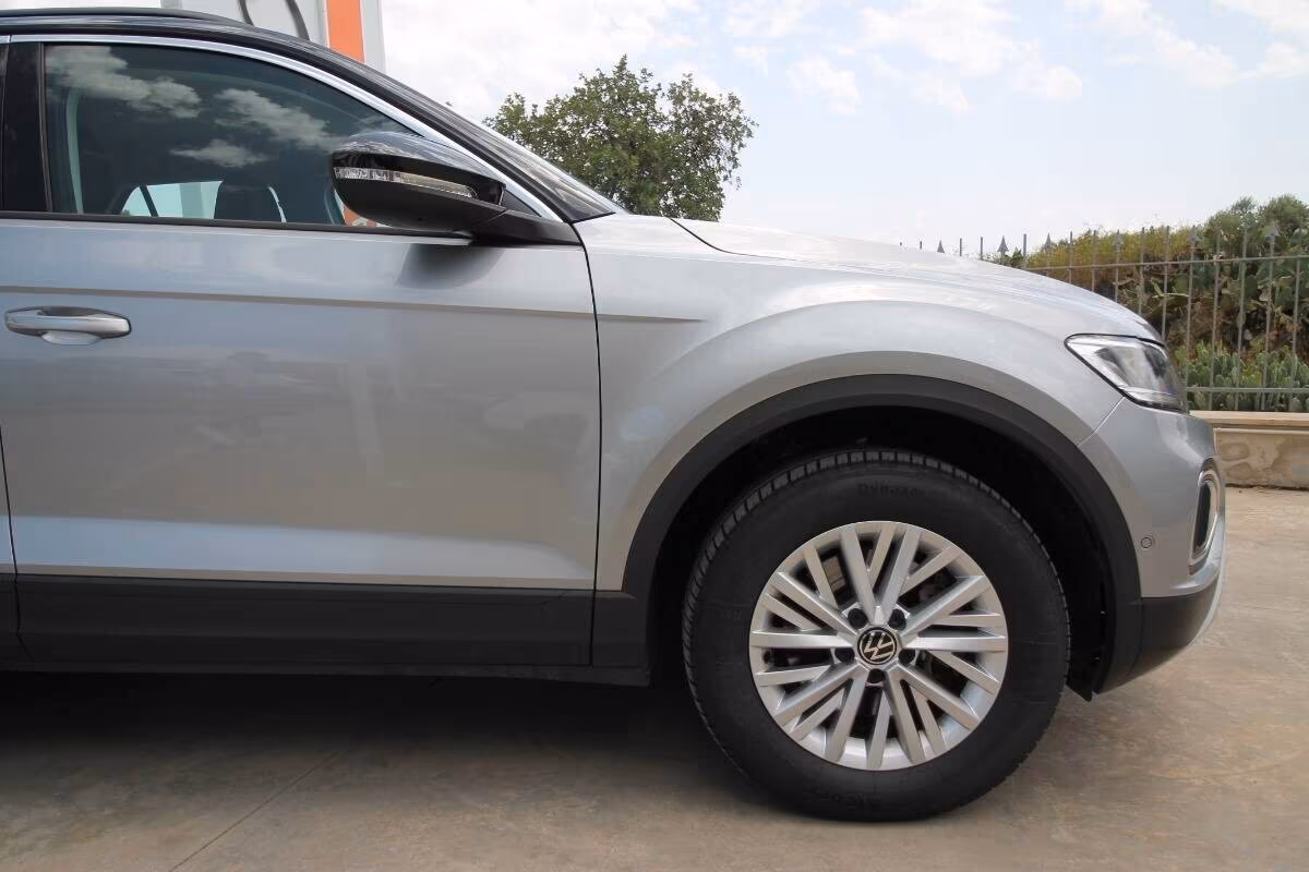 Volkswagen T-Roc 2.0 TDI 150 CV DSG Life26.000km|2025