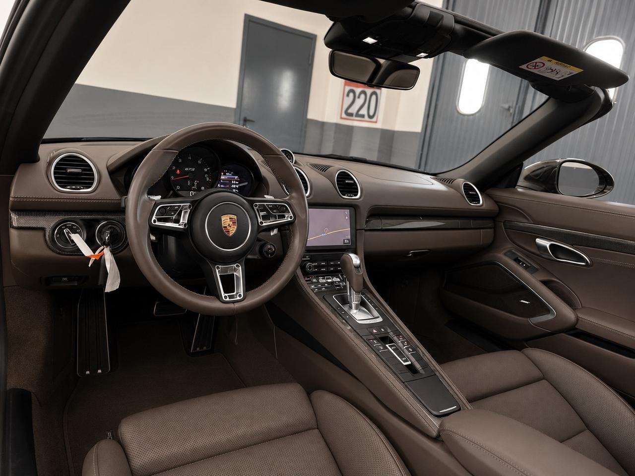 Porsche 718 Spyder Boxster 2.5 GTS esclusive manufactur
