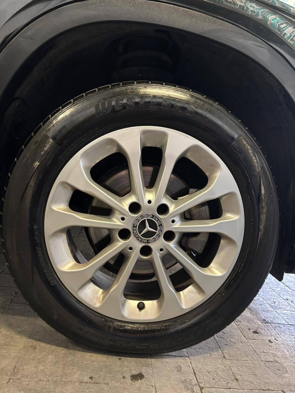 Mercedes-benz GLA 180 d Business