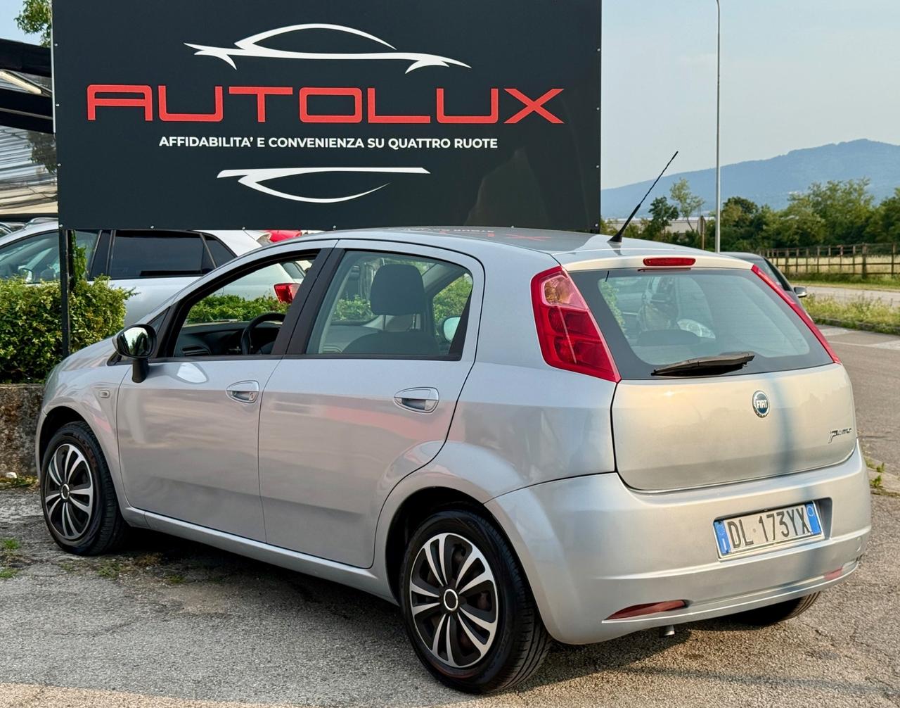 Fiat Grande Punto 1.3 MJT 75 CV 5 porte NEOPATENTATI