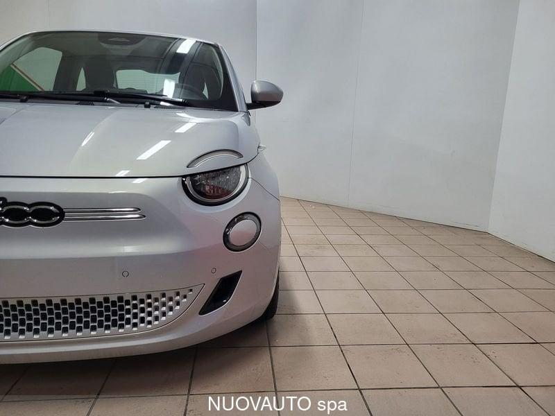 FIAT 500 Electric Elettrica Berlina 320 118cv + PACK TECH