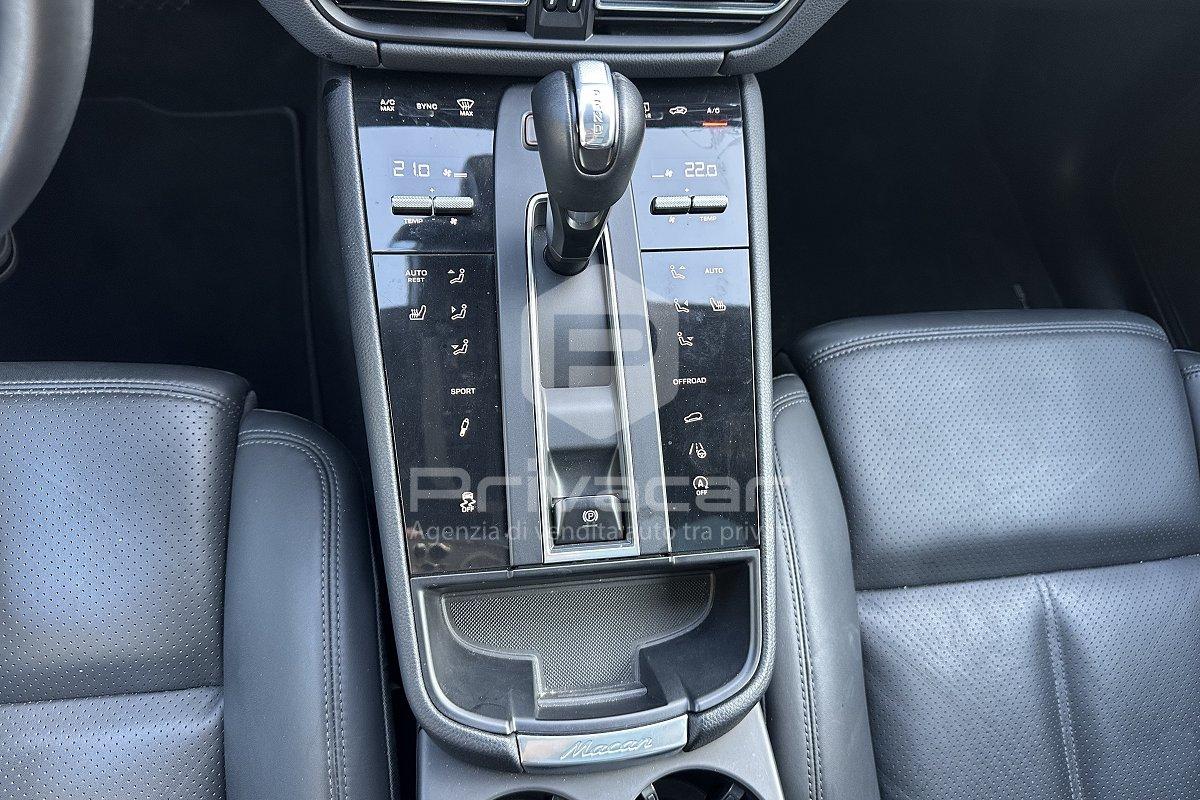 PORSCHE Macan 2.0