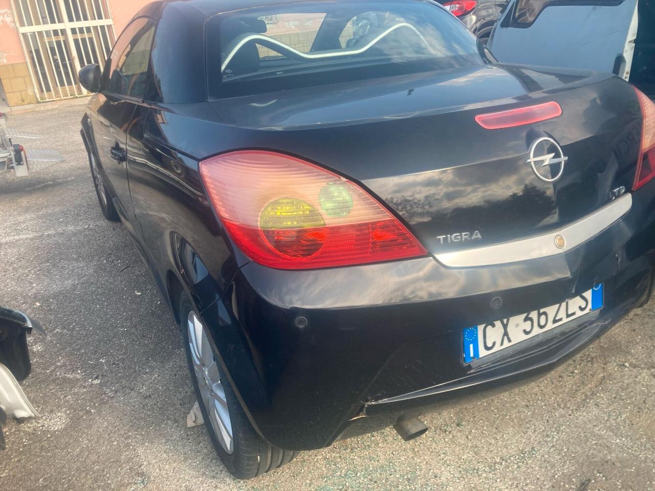 Opel Tigra TwinTop 1.3 CDTI