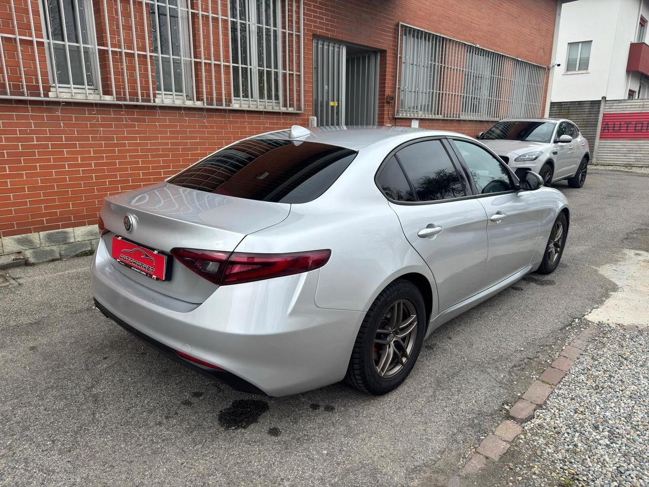 Alfa Romeo Giulia 2.2 Turbodiesel 150 CV AT8