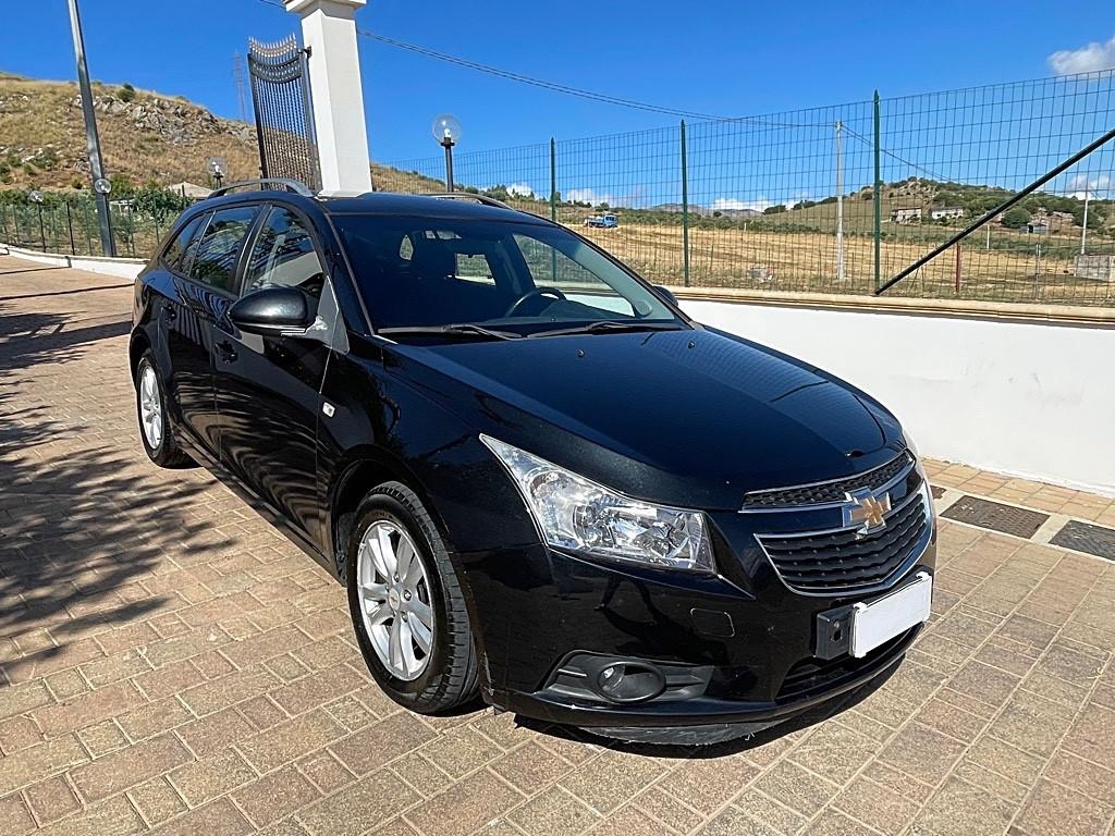 Chevrolet Cruze 1.7 Diesel Station Wagon LT