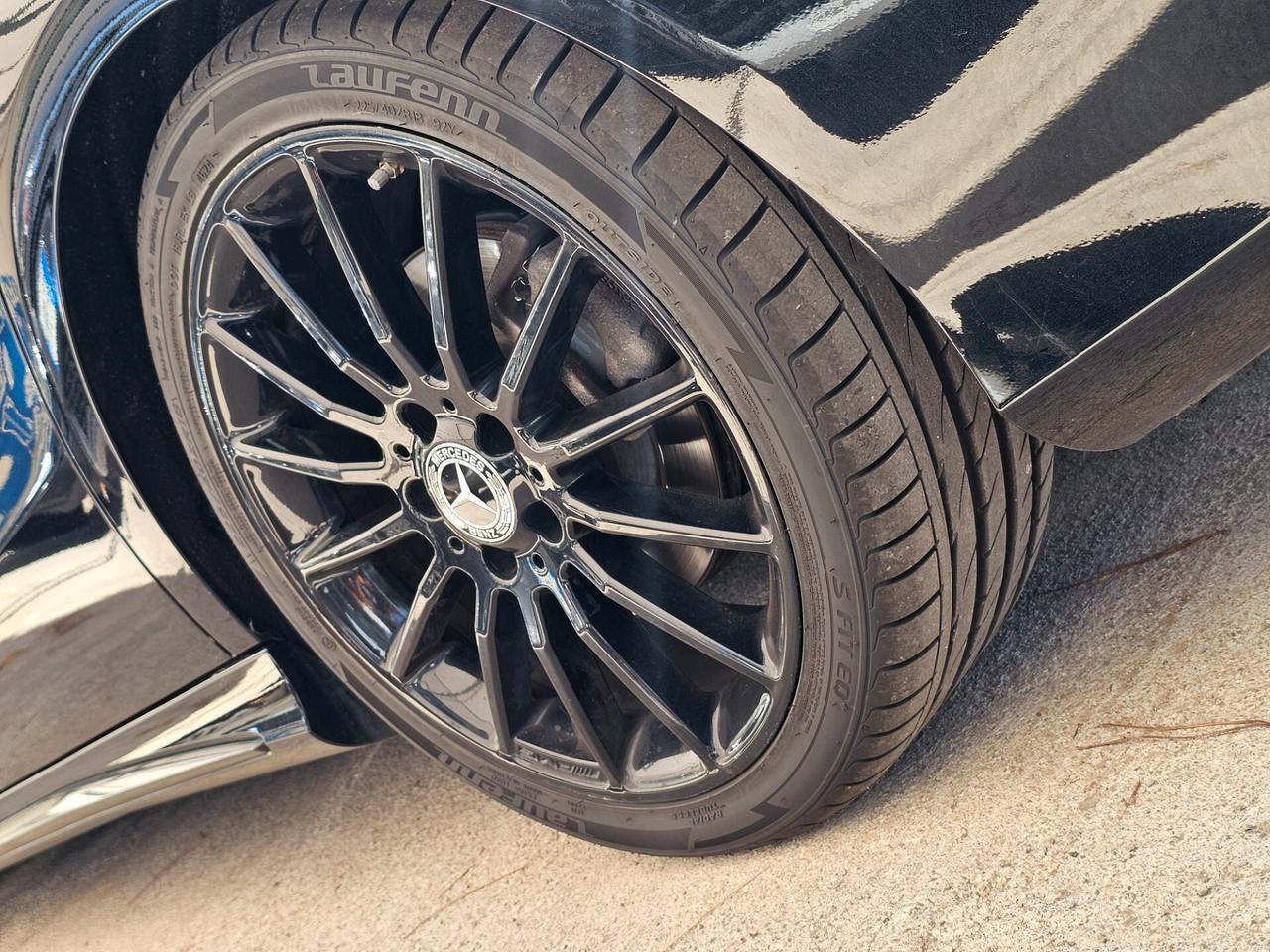Mercedes-benz CLA 200 d 4Matic Automatic Premium Amg