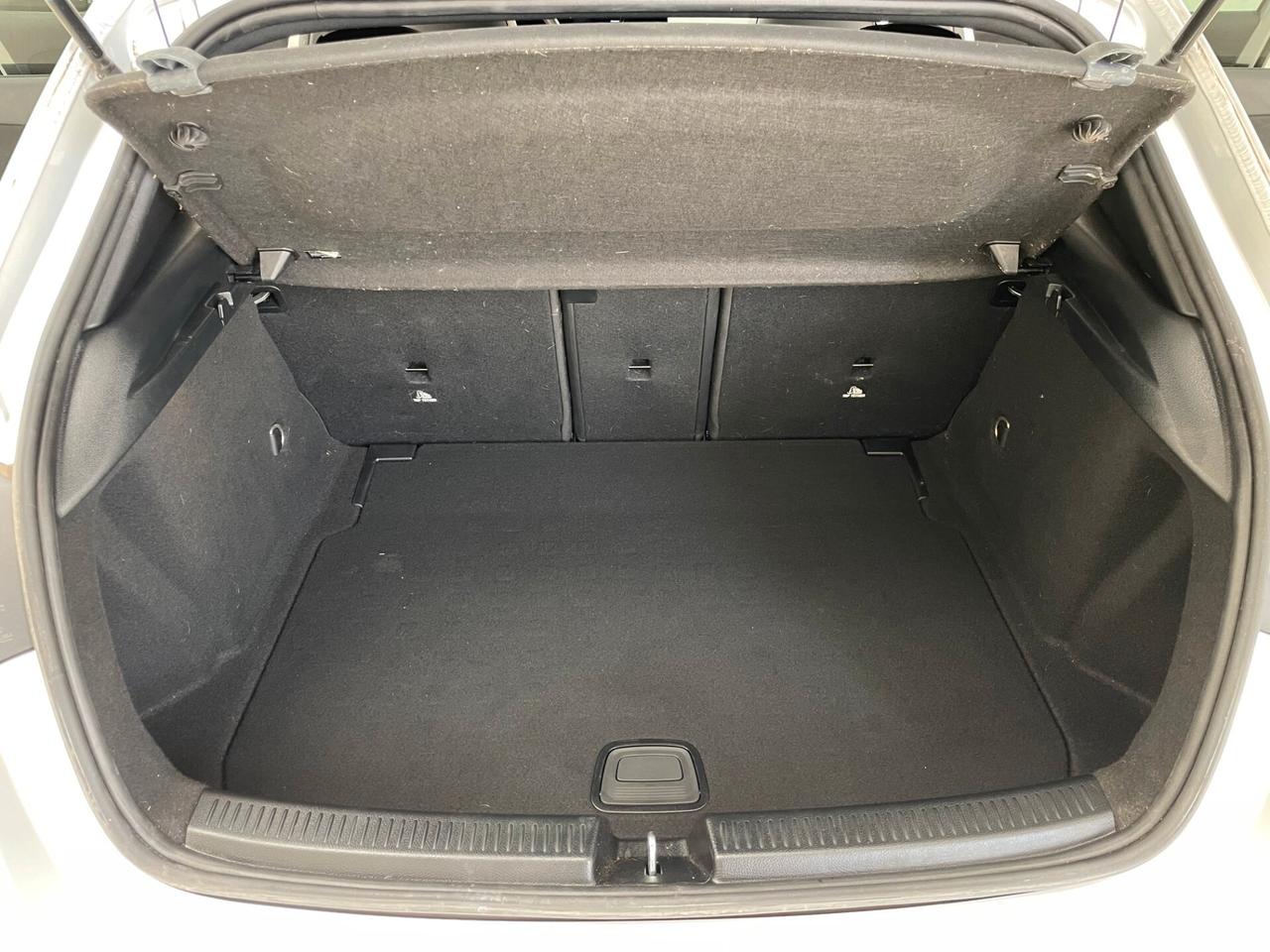 Mercedes-benz A 200 1.3 163CV Automatic Premium AMG