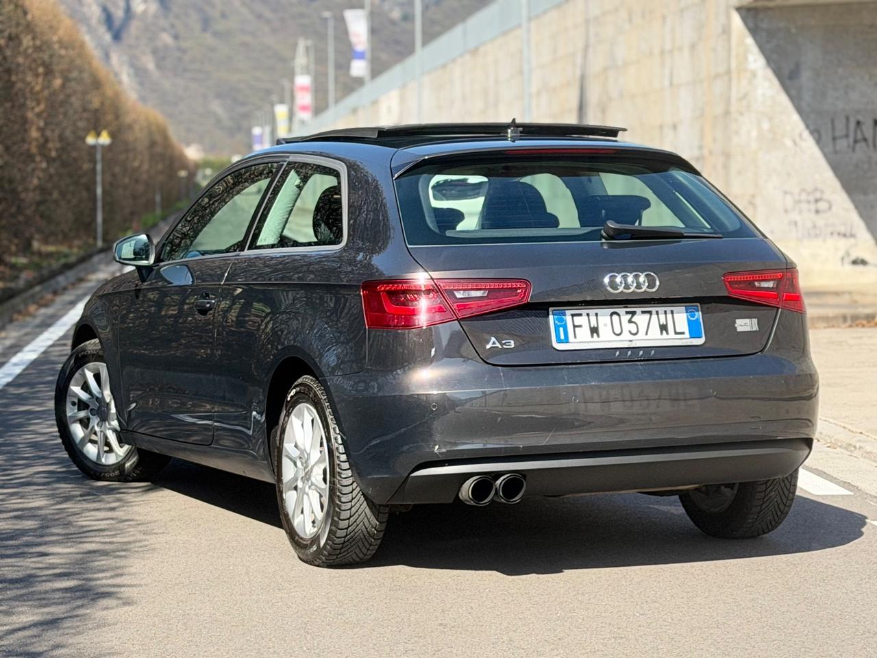 Audi A3 1.6 TDI TETTO OK NEOPATENTATI