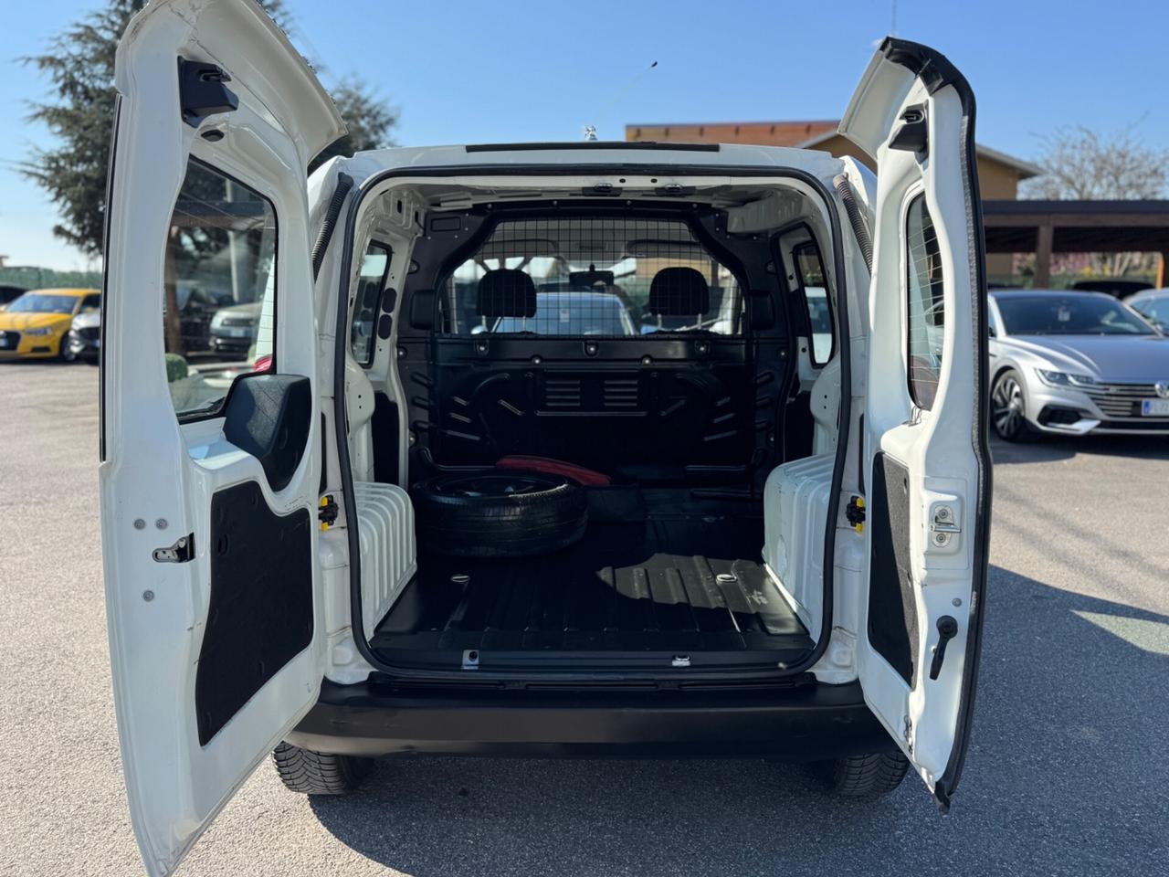 Fiat Fiorino 1.3 MJT 95CV Cargo SX