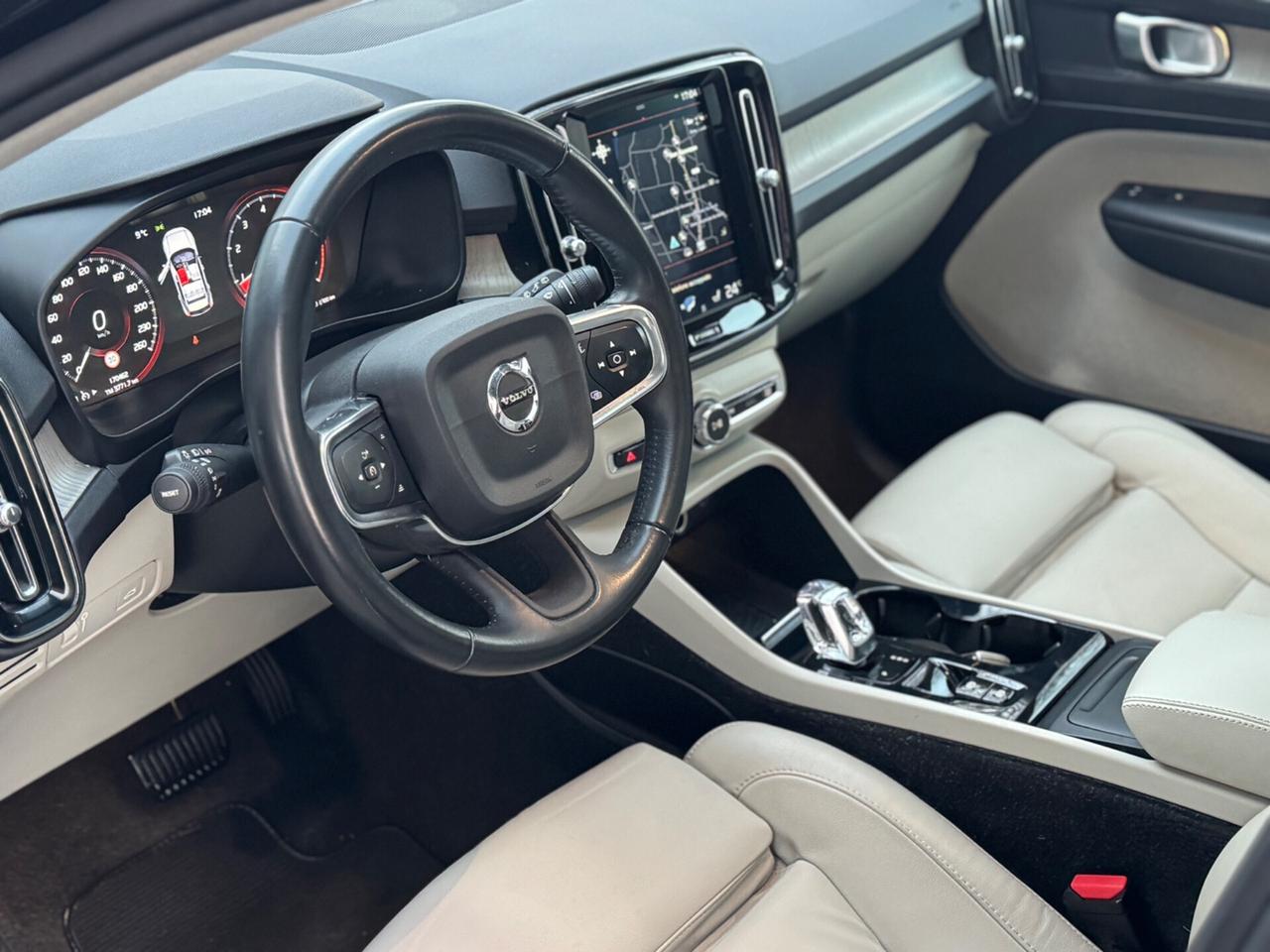 Volvo XC40 T4 AWD Geartronic Inscription