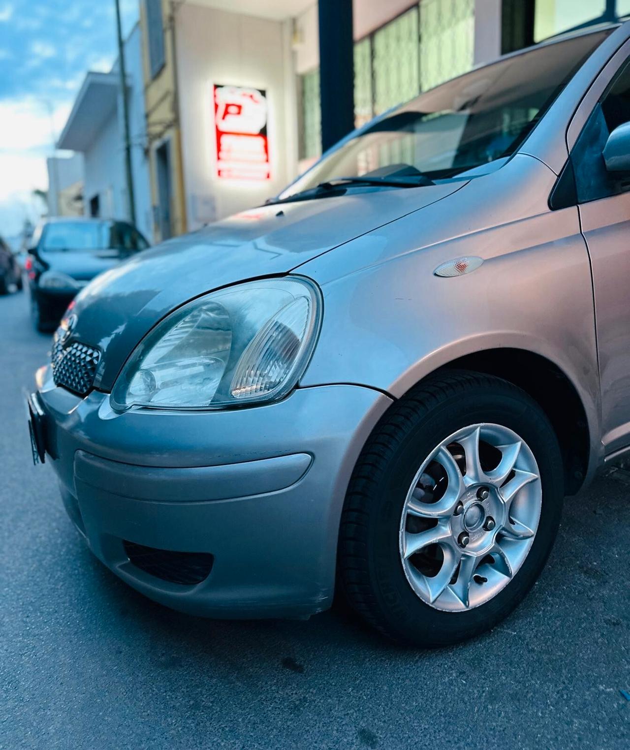 Toyota Yaris 1.4 DIESEL NEO PATENTATI