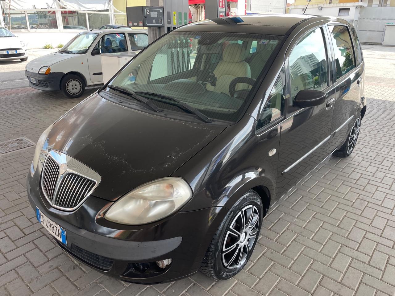 LANCIA MUSA NEOPATENTATI 1.9 DIESEL 198.000 KM 2004.
