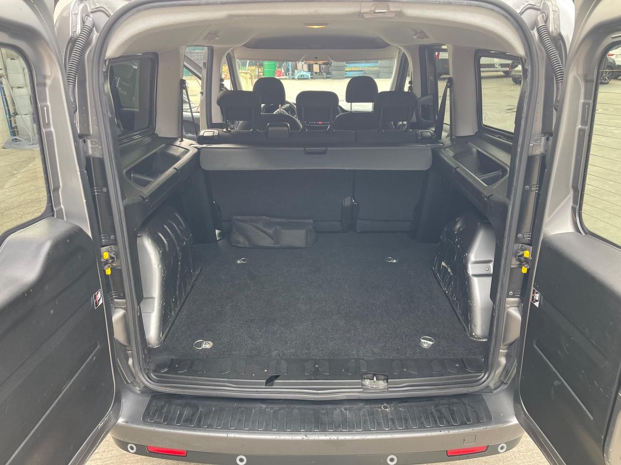 Fiat Doblo Doblò 1.6 MJT 120CV S&S PC-TN Cargo Business