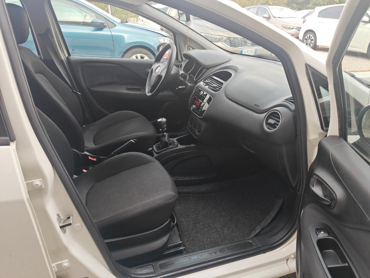 Fiat Punto 5 Porte Punto 5p 1.2 Street E6 LEGGI