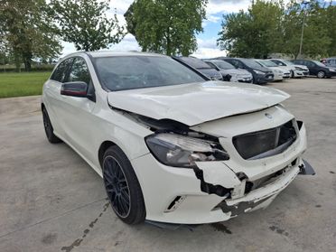 Mercedes-benz A 160 d auto - SINISTRATA