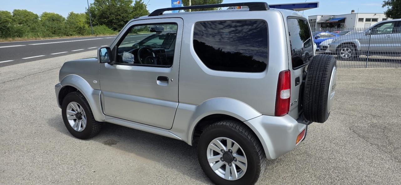 Suzuki Jimny 1.3 cambio automatico VALUTO PERMUTA