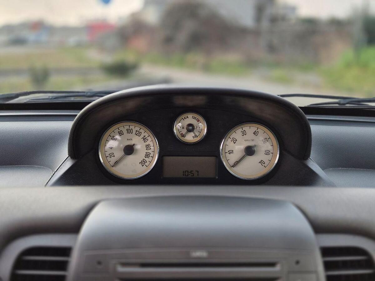 Lancia Ypsilon 1.2 8v 100