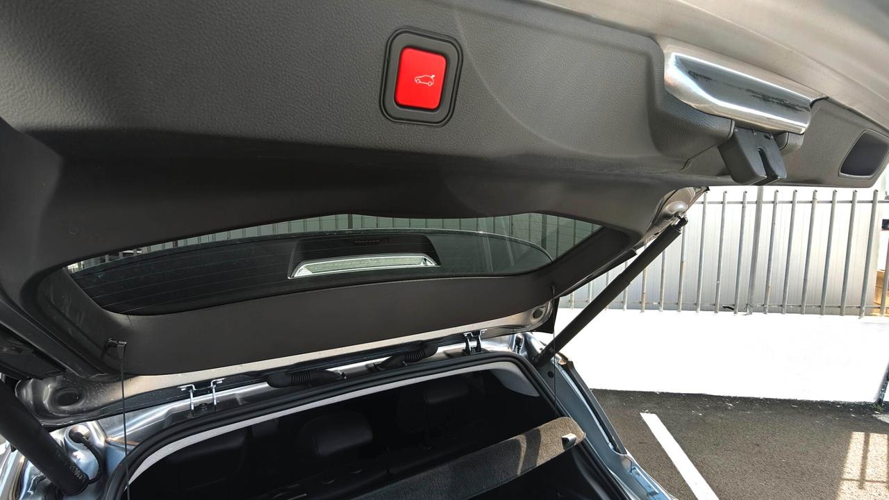 Jeep Avenger 1.2 Turbo 100 CV Summit