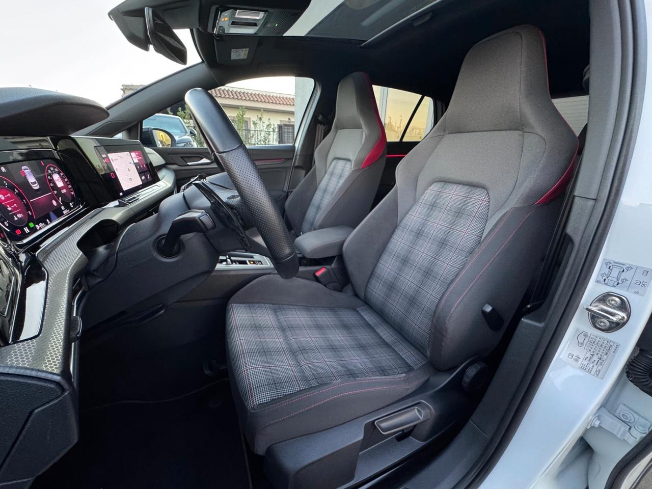 Volkswagen Golf 2.0 TSI GTI - TETTO APRIBILE - CAMERA - PRONTA CONSEGNA - TAGL. UFFICIALI - iQLIGHT