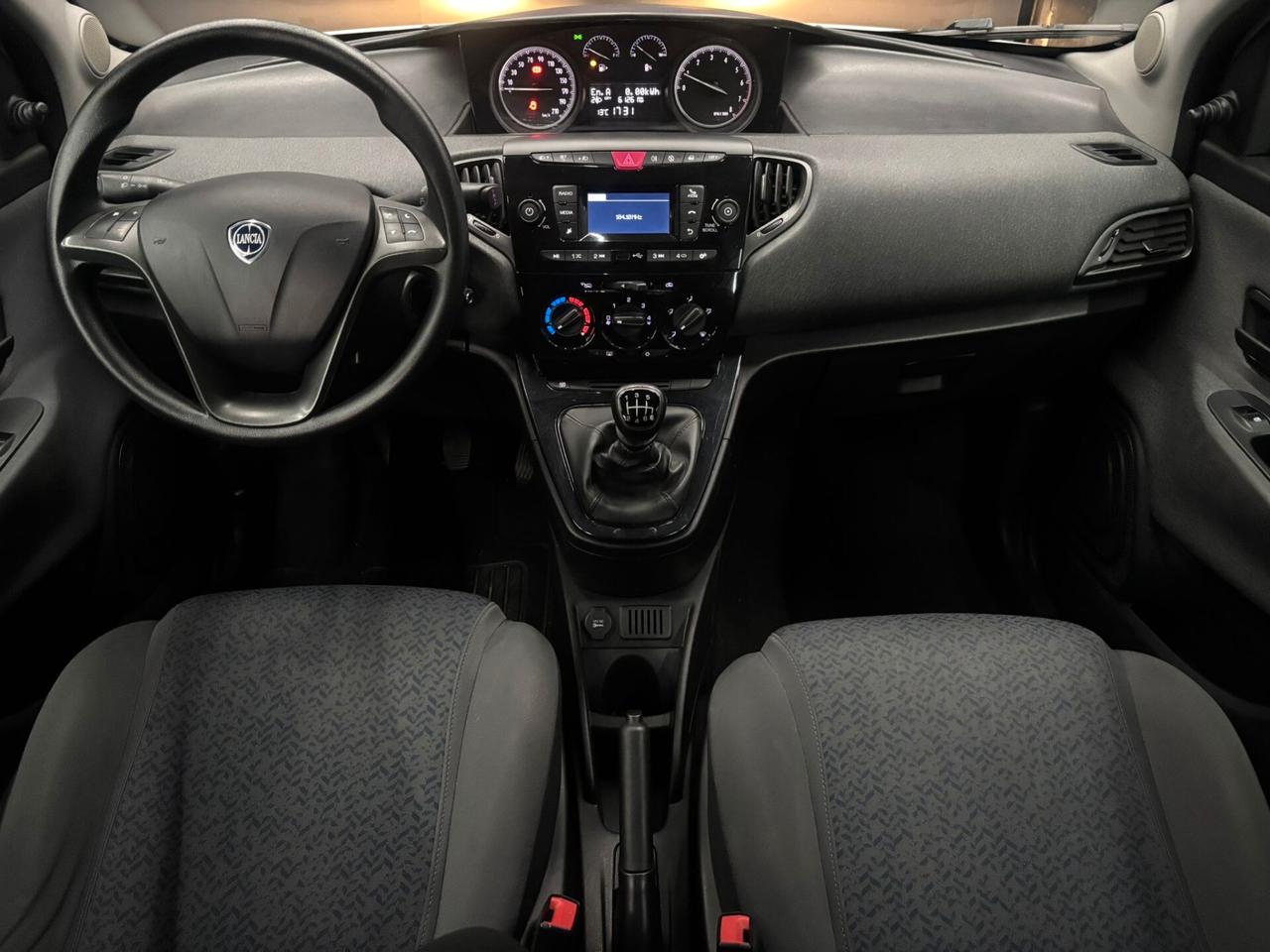 Lancia Ypsilon 1.0 FireFly 5 porte S&S Hybrid Ecochic Gold