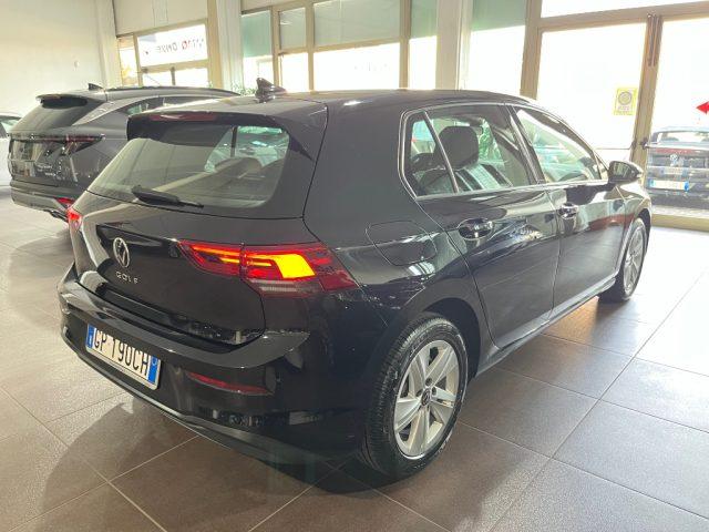 VOLKSWAGEN Golf 1.0 eTSI EVO DSG Life