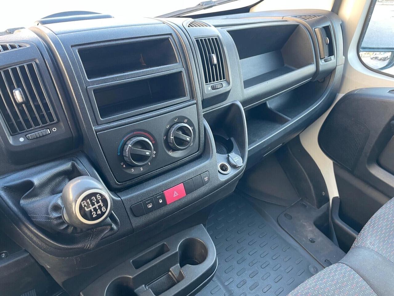 Peugeot Boxer 2.2 TD 140CV 3 posti L2H1 No Clima
