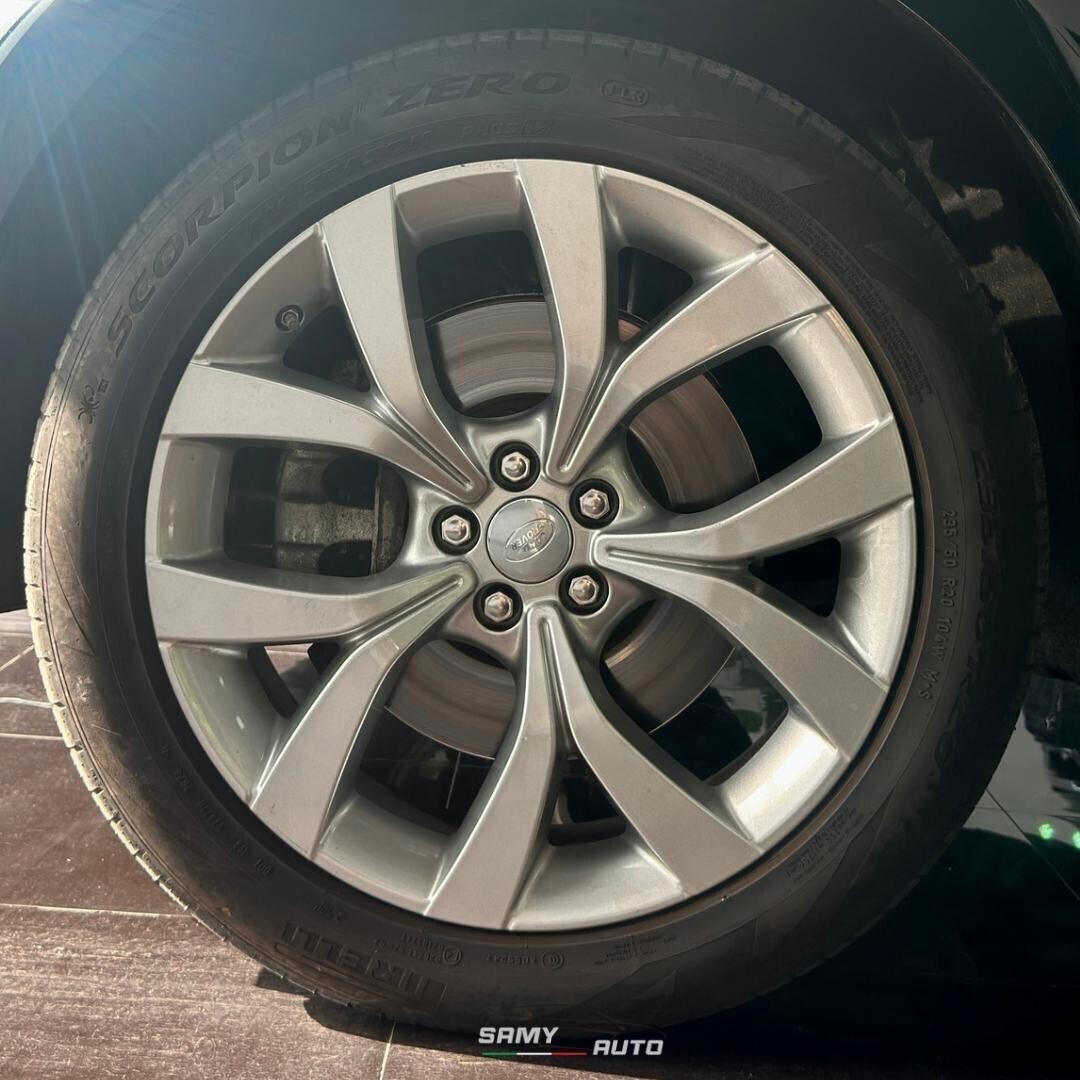 Land Rover Range Evoque 2.0D I4-L.Flw 150CV AWD Auto R-Dynamic SE