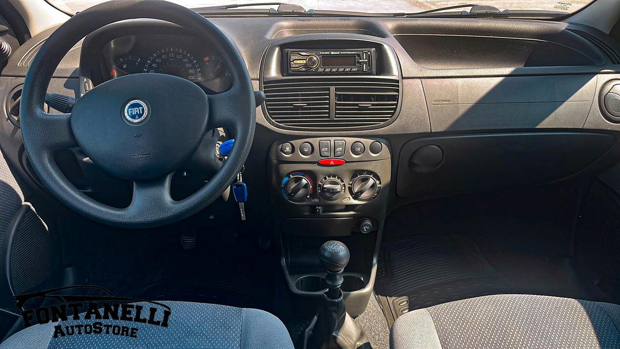 Fiat Punto 1.2 5 porte bConnect