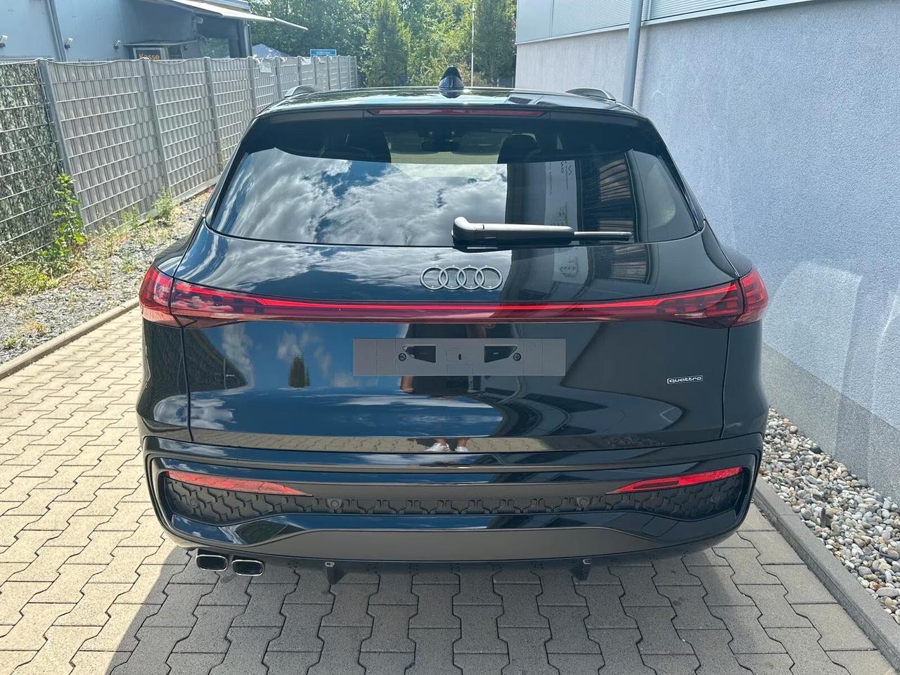 Audi Q5 40 TDI 204 CV quattro S tronic line PRONTA CONSEGNA