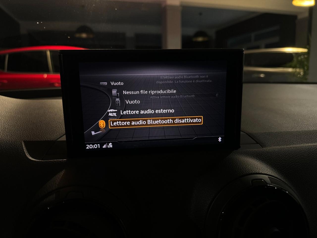 AUDI Q2 1.6 TDI S-TRONIC S-LINE NAVI PELLE XENO 18