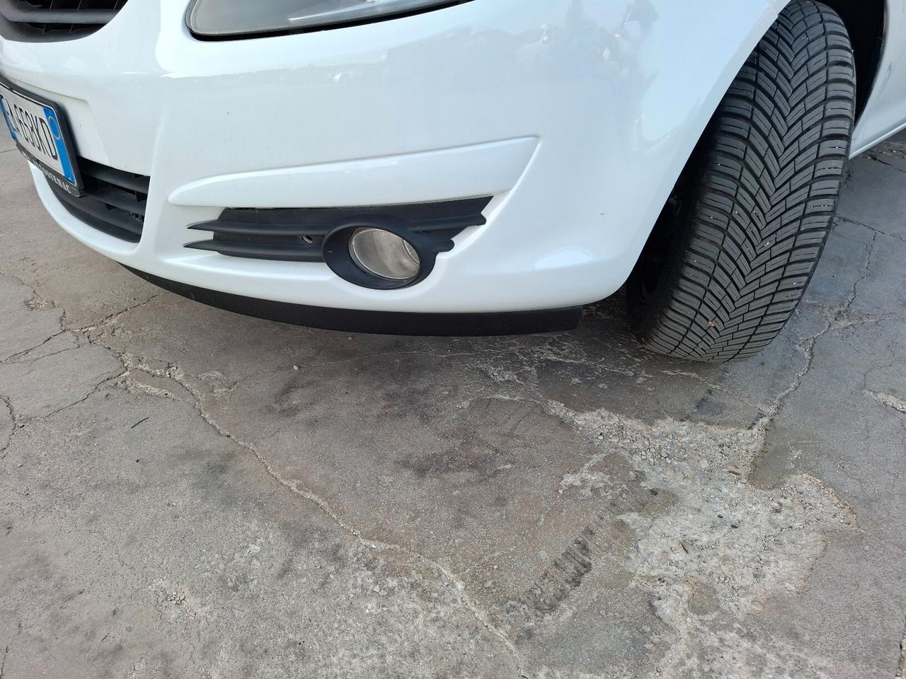 Opel Corsa 1.3 CDTI 75CV (EURO 4) BICOLORE