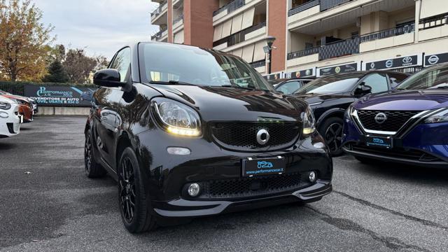 SMART ForTwo 70 1.0 TWINAMIC SUPERPASSION*C.L.16 BLACK*TEL.*LED
