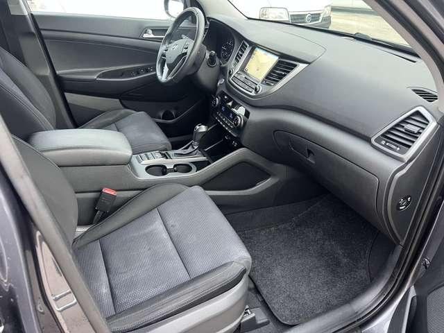 Hyundai TUCSON 1.7 crdi Sound 2wd 141cv dct