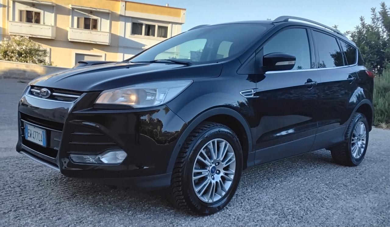Ford Kuga 2.0 TDCI 163 CV 4WD Powershift Titanium