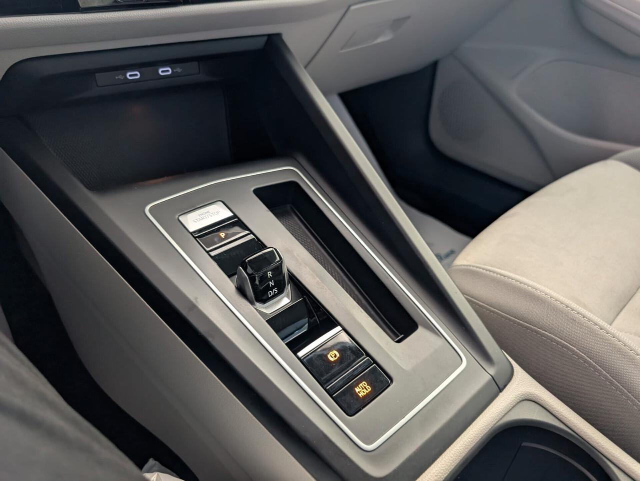 Volkswagen Golf 1.5 eTSI 150 CV EVO ACT DSG 1st Edition Style