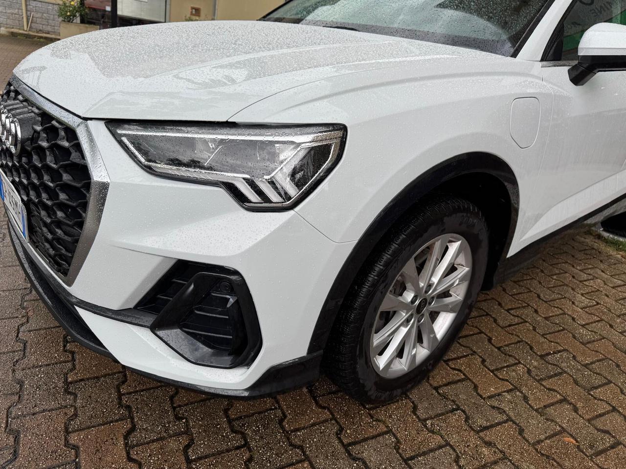Audi Q3 SPB 45 TFSI e S tronic Business Plus