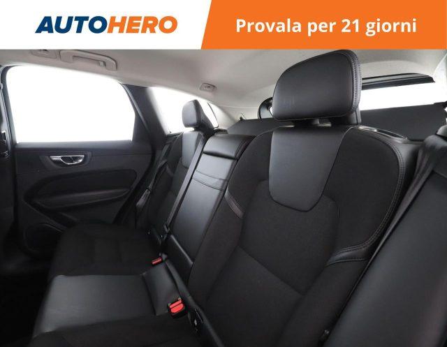 VOLVO XC60 B4 (d) AWD Geartronic Business Plus