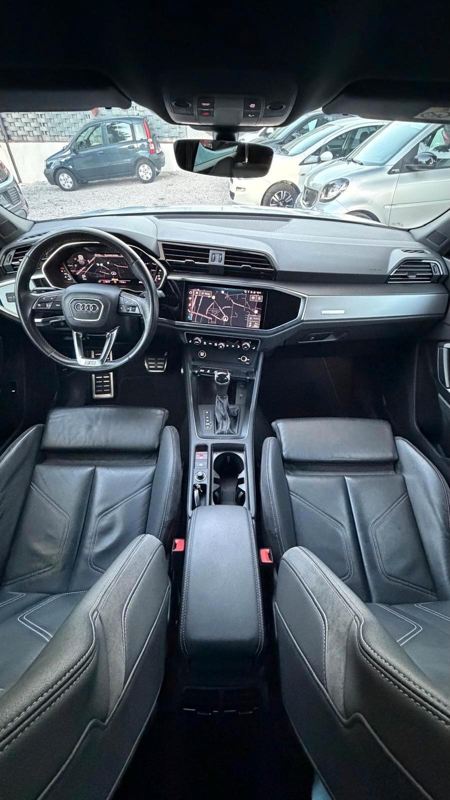 Audi Q3 Sportback Black S line