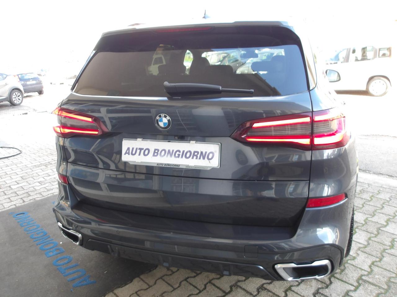 BMW X5 xdrive30d mhev 48V Msport auto