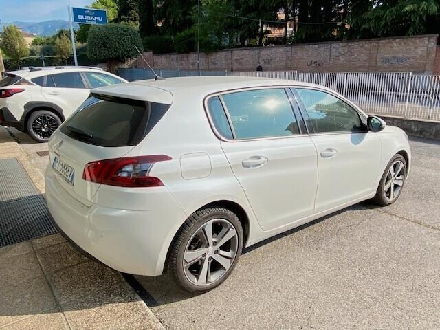 Peugeot 308 BlueHDi 100 S&S Active