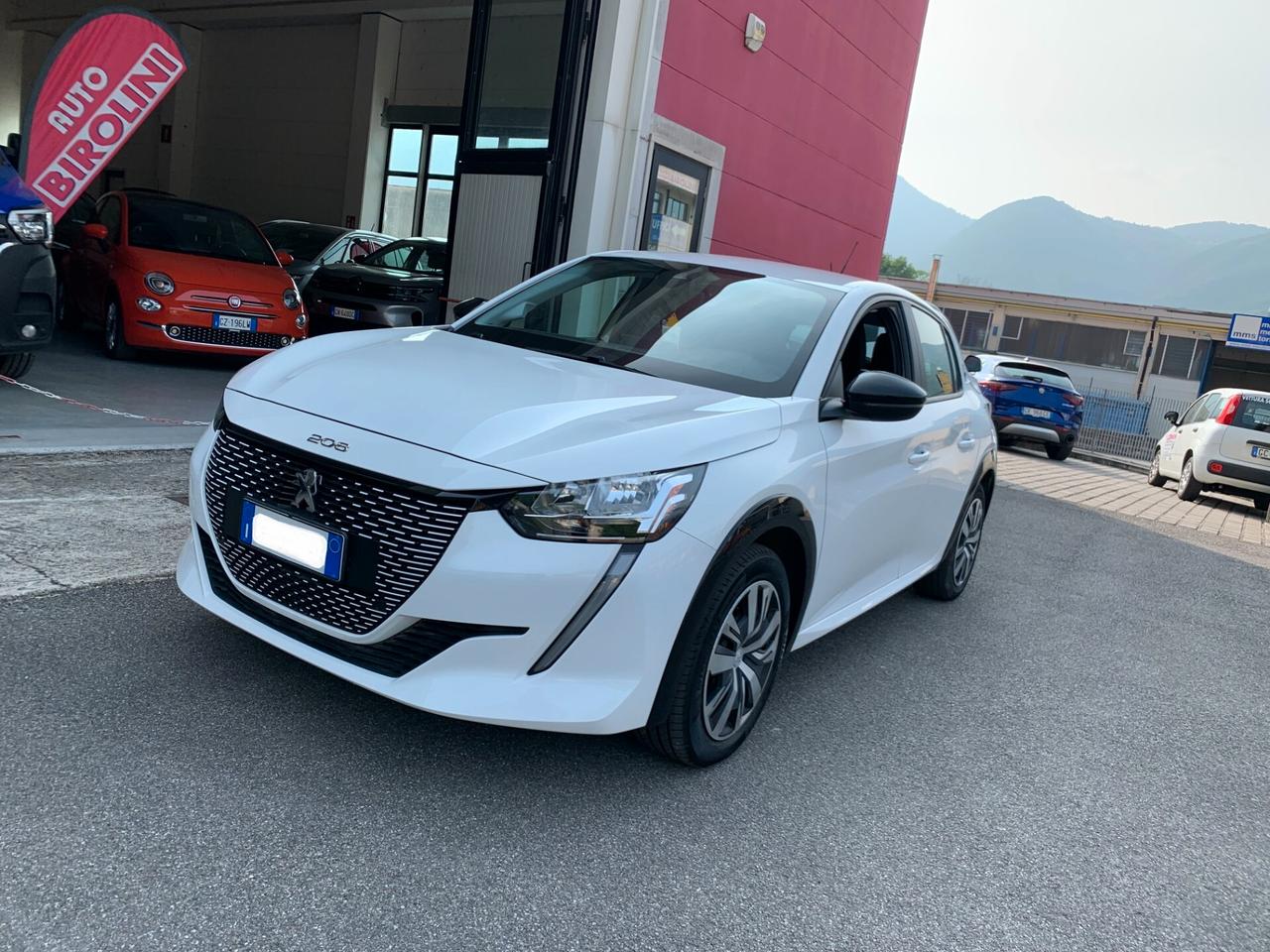 Peugeot 208 motore elettrico 136 CV 5 porte Active