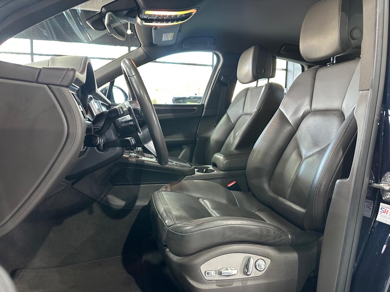 Porsche Macan 2.0 PASM