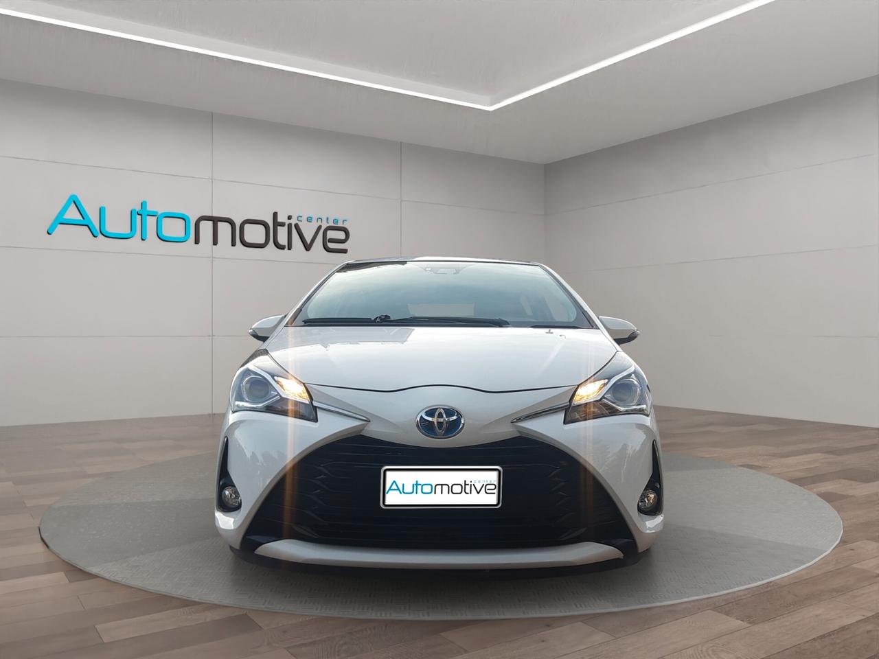Toyota Yaris 1.5 Hybrid 5 porte Business