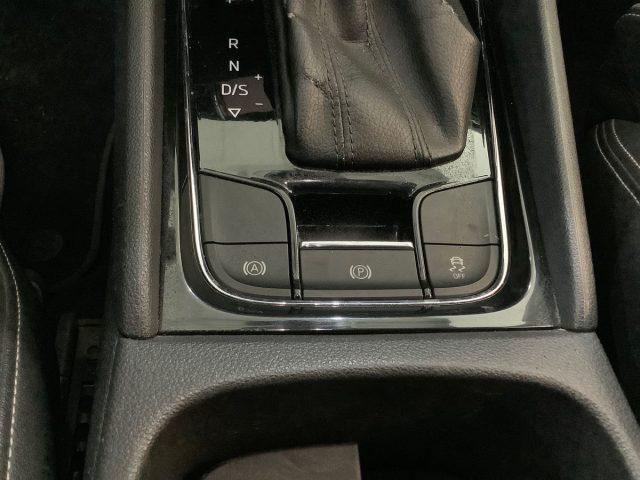 SKODA Karoq 1.6 TDI SCR DSG Style